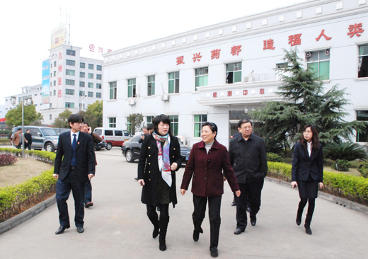 江西省藥監(jiān)局領(lǐng)導到仁和集團調(diào)研